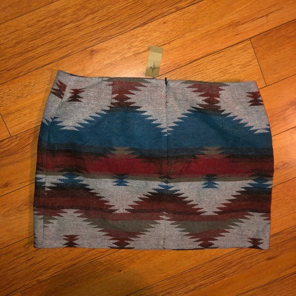 American Eagle Outfitters Skirt - Picture 2 of 2